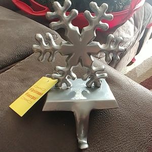 NWT Snowflake Stocking Hanger